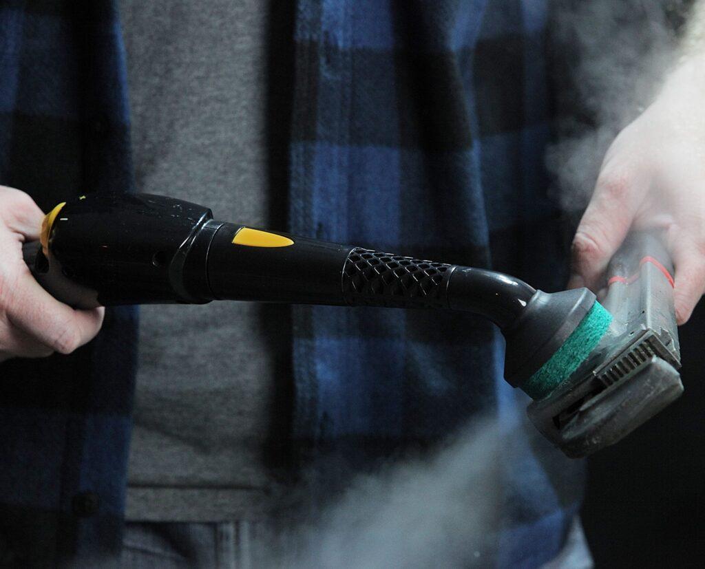 PP330 MultiPurpose Steam Cleaner Poulan Pro Steam